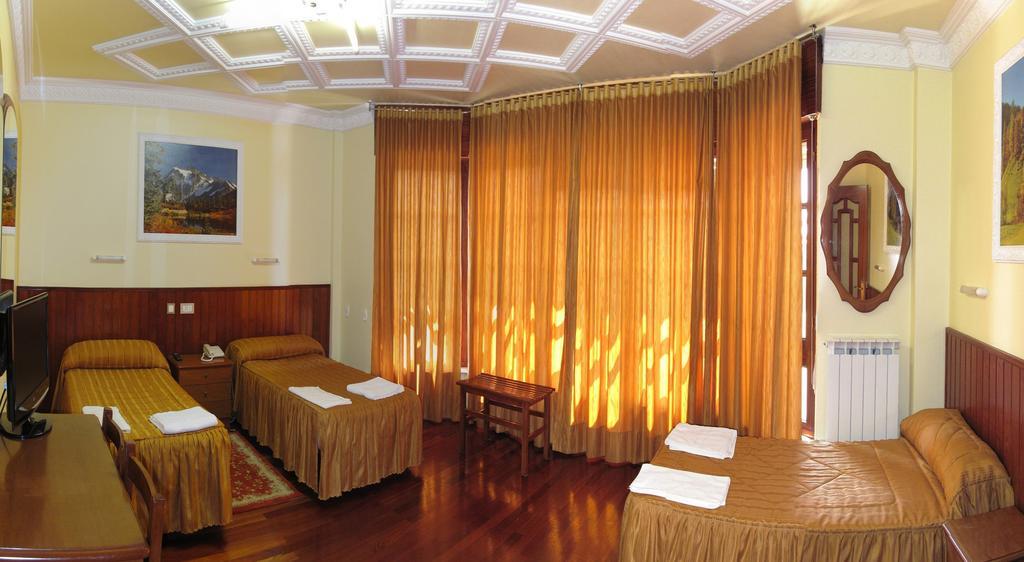 Hotel Antoyana Santander Buitenkant foto