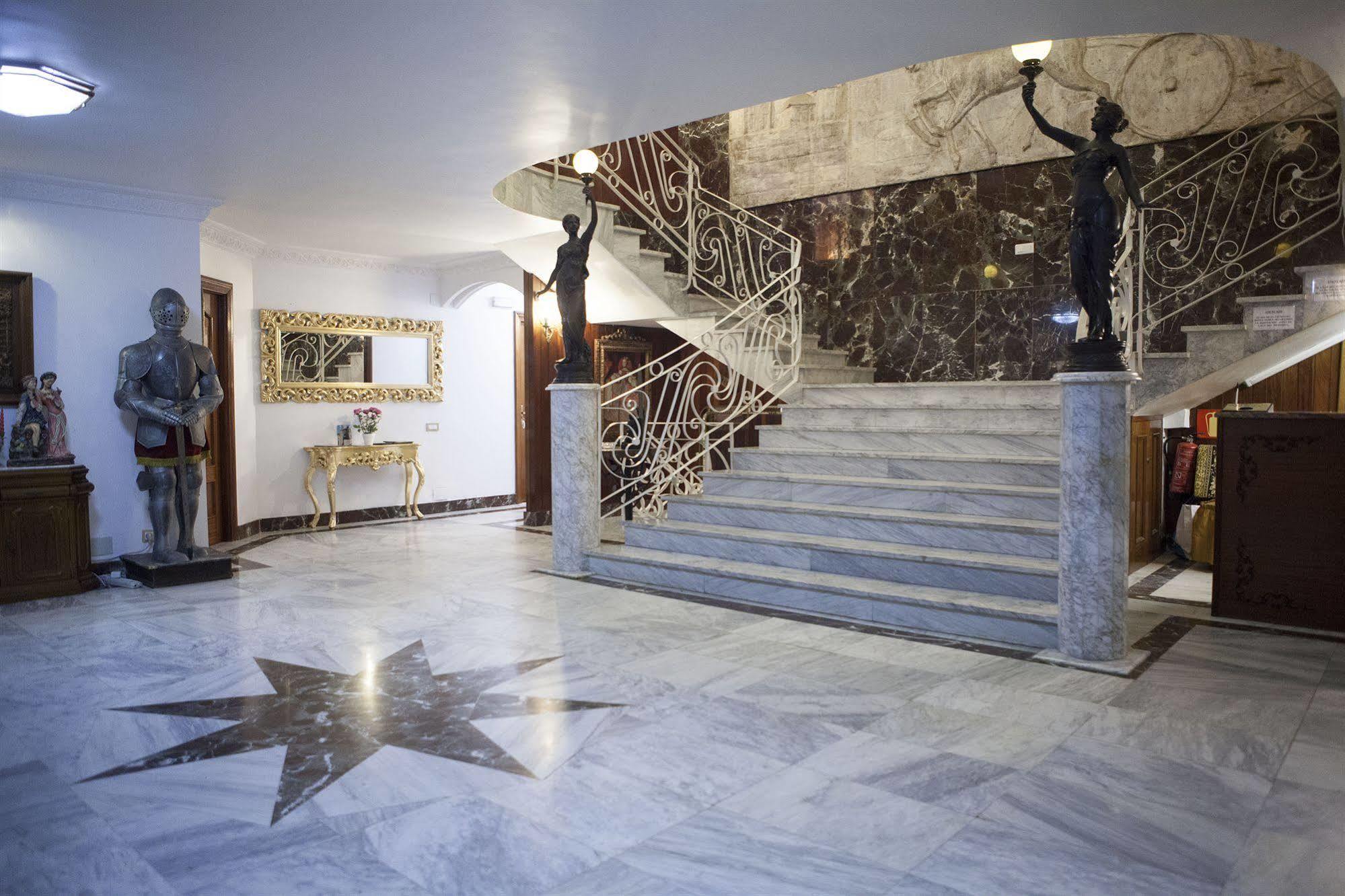 Hotel Antoyana Santander Buitenkant foto