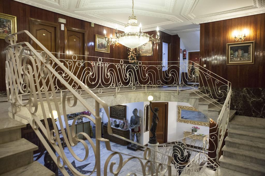 Hotel Antoyana Santander Buitenkant foto