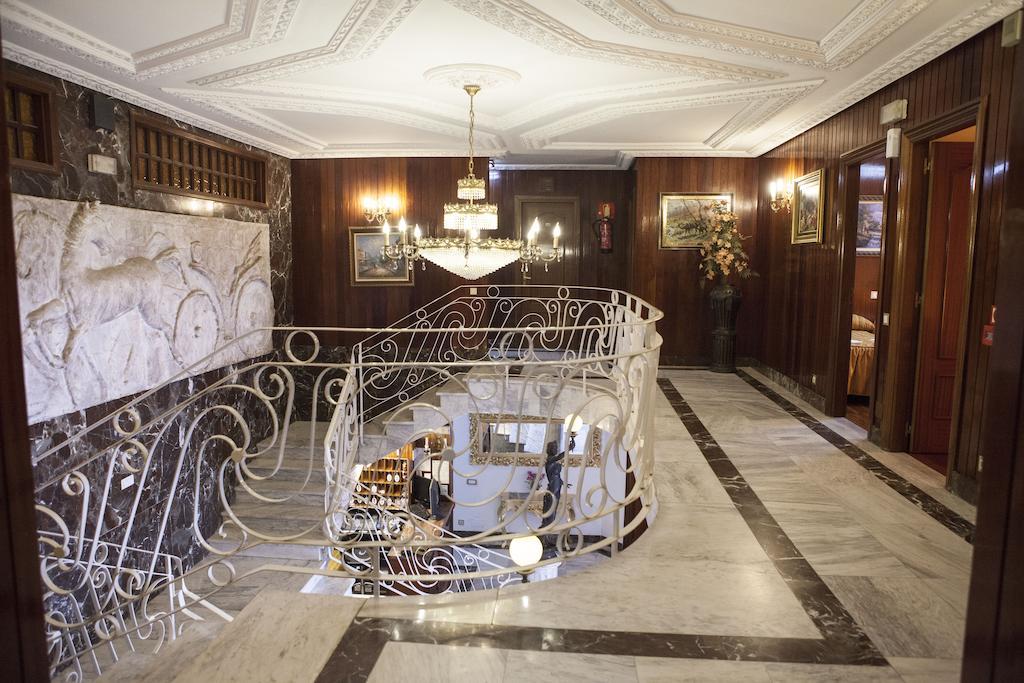 Hotel Antoyana Santander Buitenkant foto